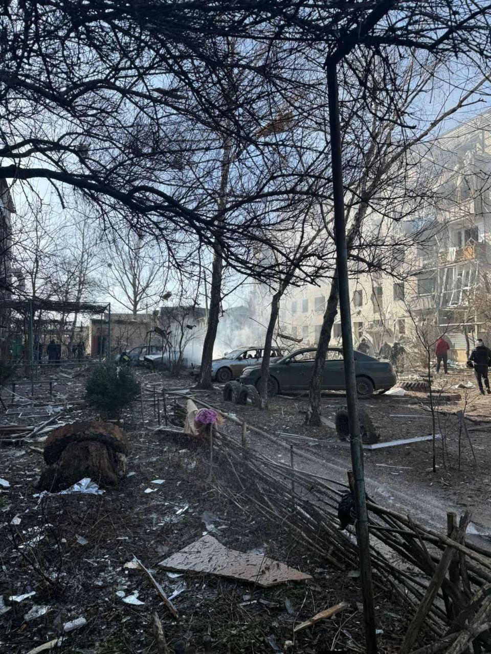 Russian airstrike on Sloviansk city in eastern Ukraine kills four, injures 16